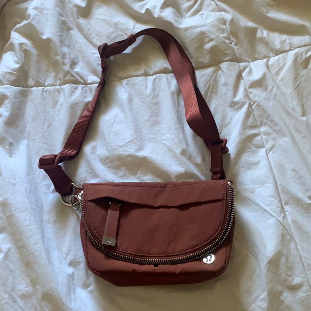 Shoulder bag lululemon
